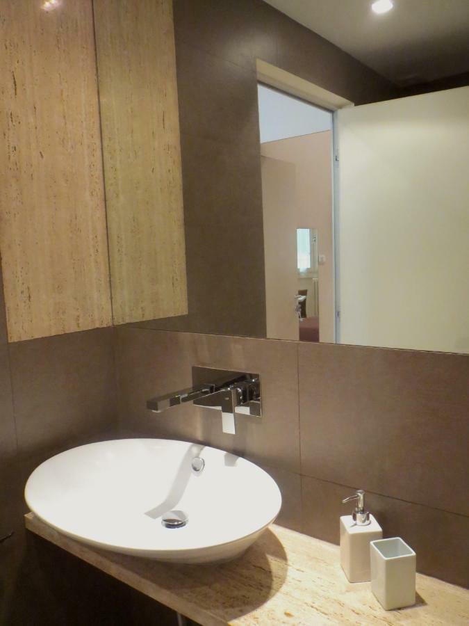 Wellnessinnrome Shortlet ภายนอก รูปภาพ